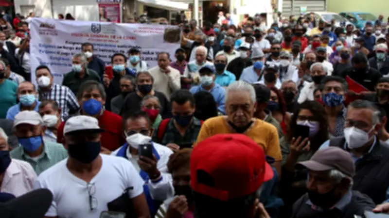 Extrabajadores de Ruta 100 lideran movilizaciones en CDMX este 19 de febrero