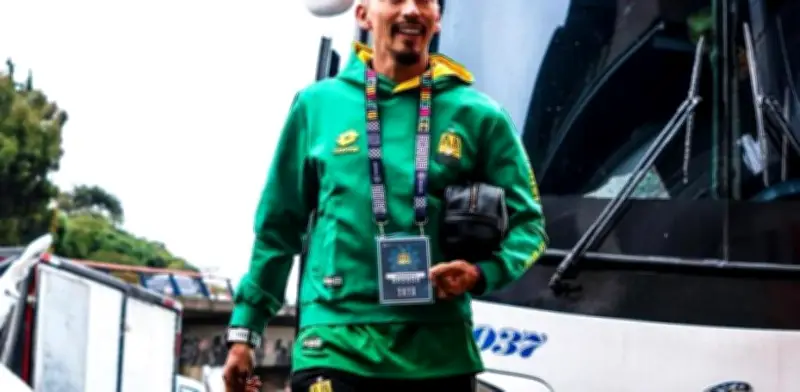 Fabián Sambueza, hermano de examericano, multado por insultos en Colombia