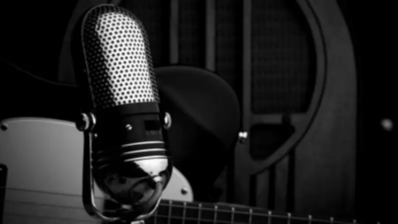 Fallece Eladio González Garza, legendaria voz de Bo Duke en el doblaje mexicano