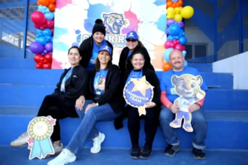 Familias del Colegio Cambridge Reviven Tradición con Colorida Carrera Dominical