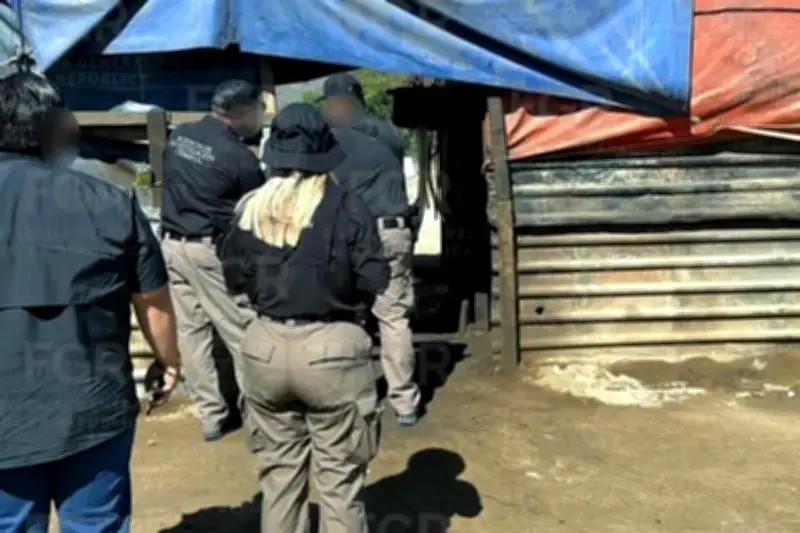 FGR asegura 300 litros de combustible en García, Nuevo León, en operativo contra huachicol