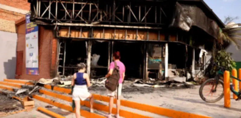 Fiscalía de Jalisco insta a denunciar daños por bloqueos tras caída de 'El Mencho'