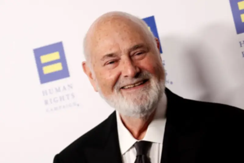 Fiscalía de Los Ángeles evalúa pena de muerte para Nick Reiner por asesinato de sus padres