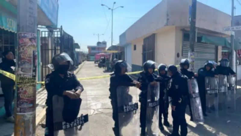 Fiscalía de Puebla descubre fosa clandestina con restos humanos en el Mercado Morelos