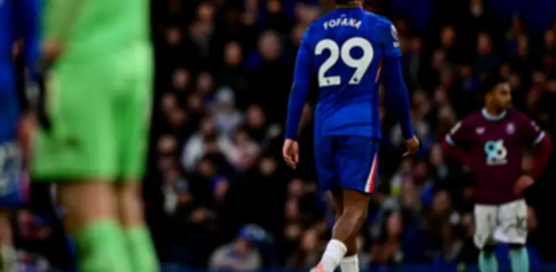 Futbolistas del Chelsea y Burnley denuncian insultos racistas en redes sociales