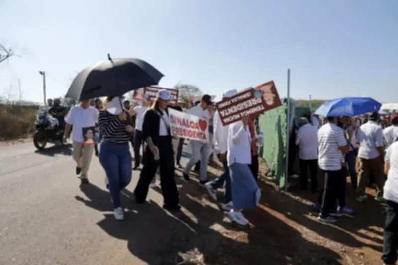 Gira presidencial en Culiacán sin protestas pero con acarreo masivo de asistentes