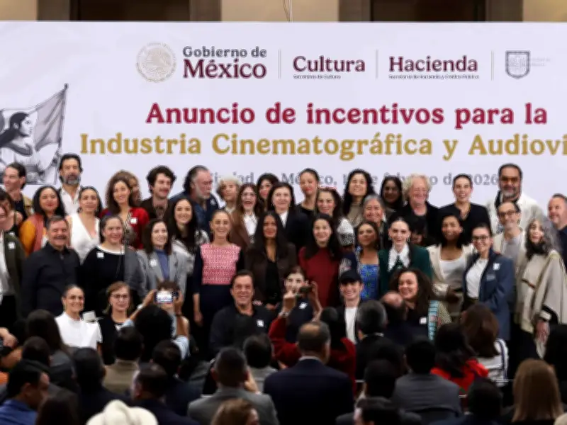 Gobierno anuncia incentivo fiscal del 30% y nueva ley para fortalecer la industria cinematográfica mexicana