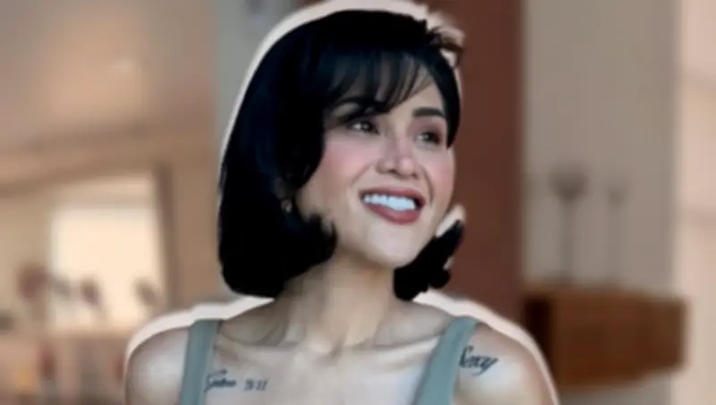 Gomita regresa a su podcast tras superar grave crisis de salud que puso en riesgo su vida