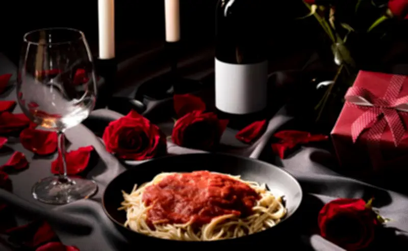 Guía para una cena romántica de San Valentín en casa: consejos y menú