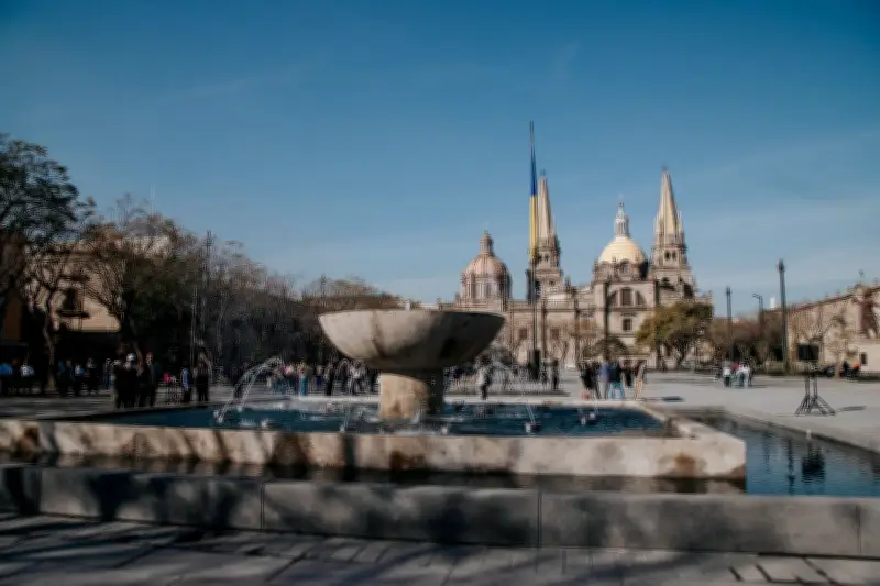 Guadalajara oculta pobreza en el Centro Histórico ante el Mundial 2026, denuncian organizaciones