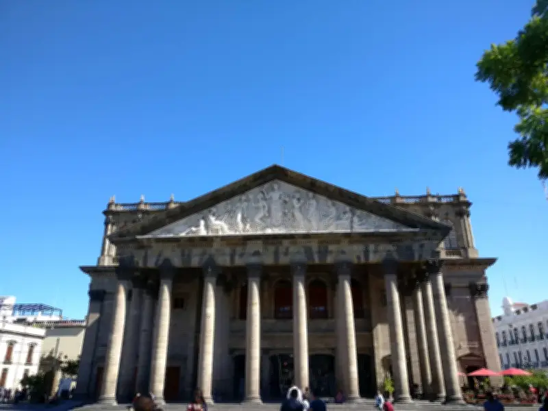 Guadalajara se recompone tras bloqueos: la ciudad respira y reconstruye su normalidad