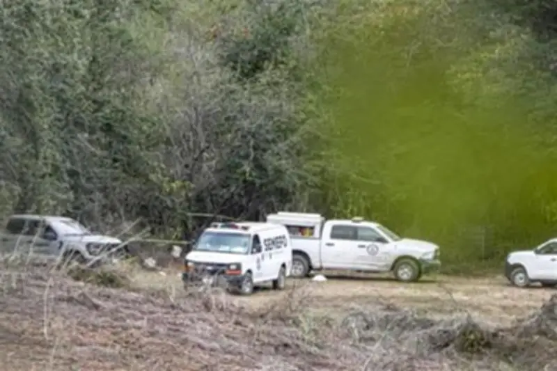 Hallan cuatro fosas clandestinas más y dos osamentas en Sinaloa
