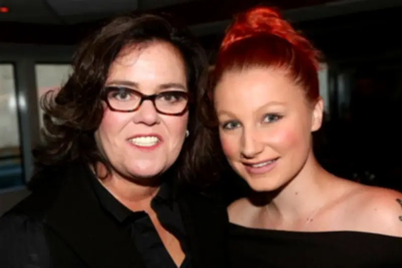 Hija de Rosie O'Donnell enfrenta acusaciones de agresión sexual en México
