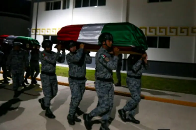 Homenaje en Guerrero a cuatro agentes de la Guardia Nacional caídos en operativo contra El Mencho