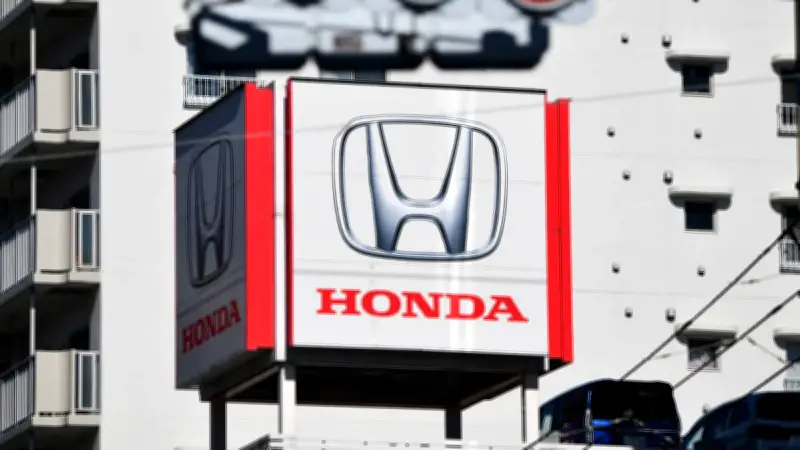 Honda suspende operaciones en Guadalajara tras violencia por muerte del 'Mencho'