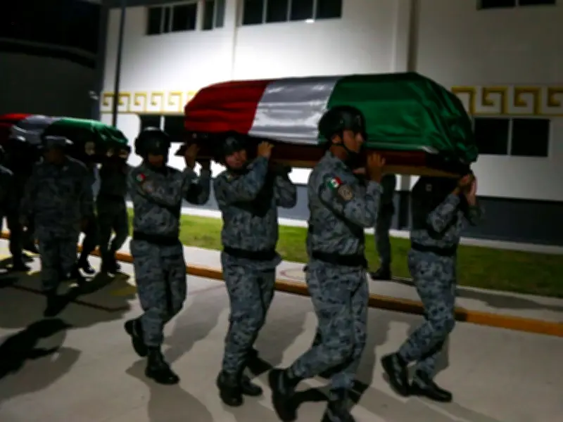 Honran en Acapulco a cuatro elementos de la Guardia Nacional caídos tras operativo contra 'El Mencho'