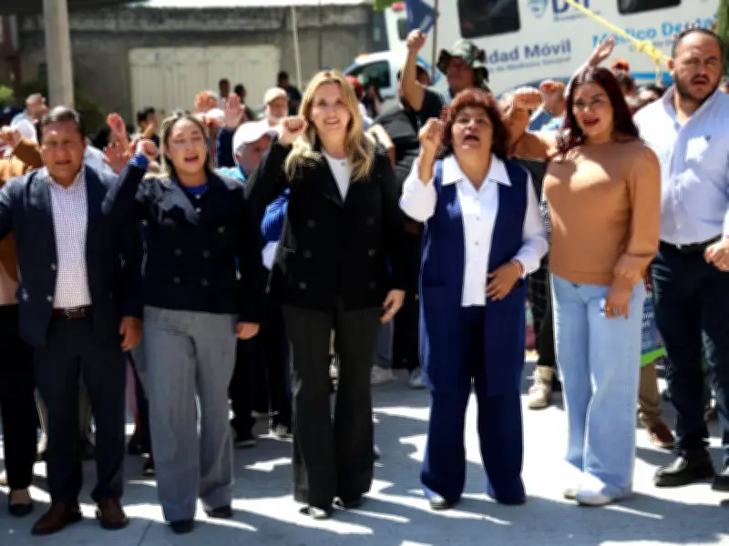 Huixquilucan entrega repavimentación de calle Lluvia con concreto hidráulico en El Mirador