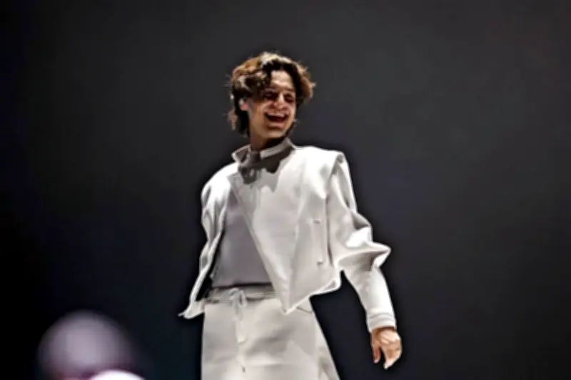 Humbe Conquista a Fans con Concierto Íntimo en la Ciudad de México