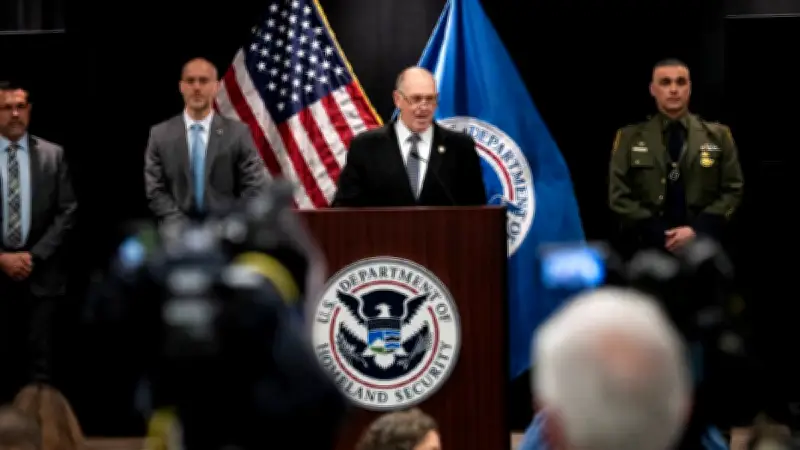 ICE Finaliza Operativo en Minnesota con 4 Mil Detenciones y Protestas