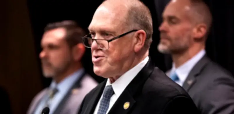 ICE finaliza operativos migratorios en Minnesota tras redadas con dos muertos