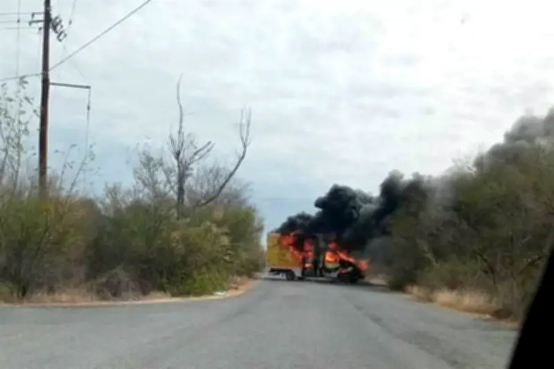 Incendio de camioneta en Linares: autoridades descartan acto violento