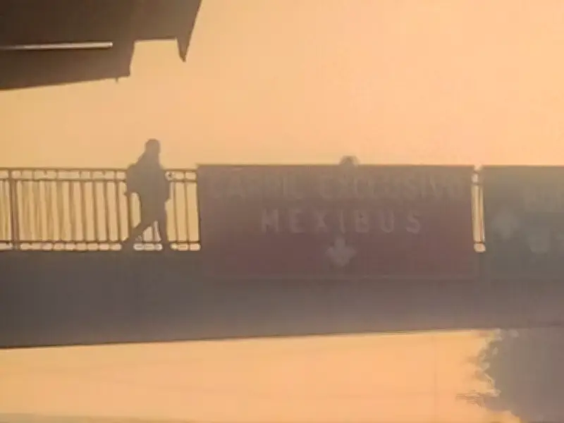 Incendio en Nezahualcóyotl agrava crisis ambiental en el Valle de México