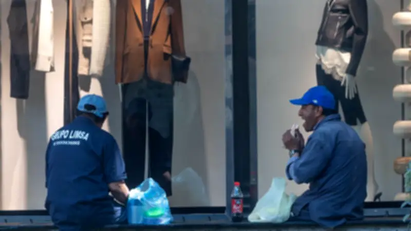 Incrementa el empleo en México, pero también crece la población no disponible para trabajar