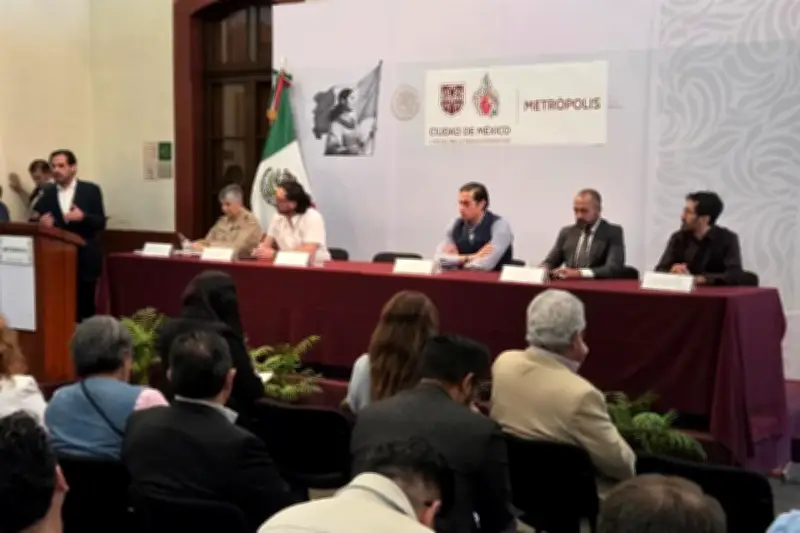 Incumplimiento generalizado de la Ley de Publicidad Exterior en la Ciudad de México