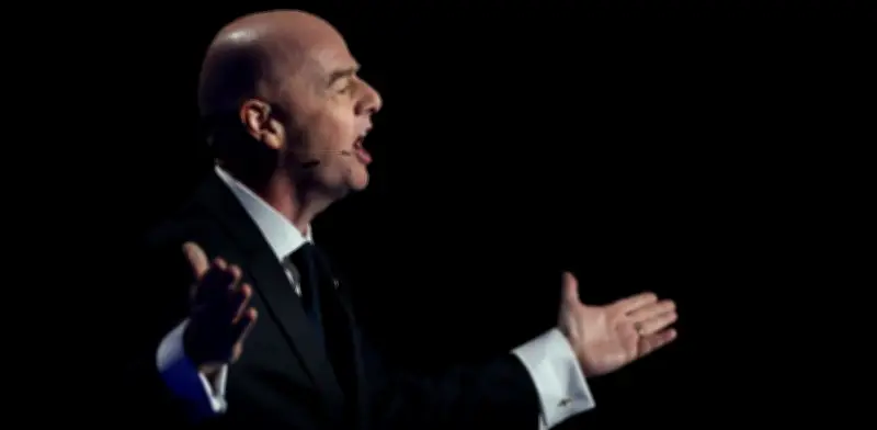 Infantino condena incidente racista contra Vinícius Júnior en la Champions