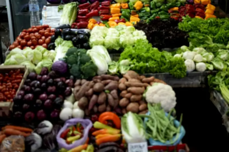 Inflación en México Acelera a 3.79% en Enero, Superando Expectativas