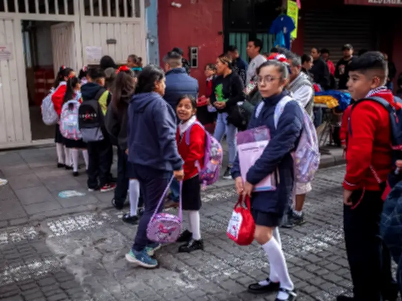 Iniciativa en CDMX propone pruebas psicológicas en escuelas para combatir crisis emocionales en adolescentes