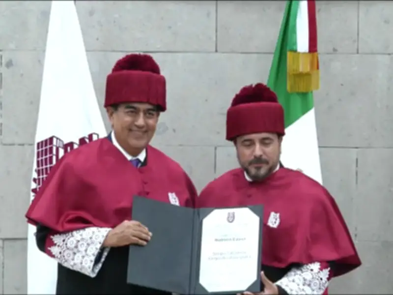 IPN otorga Doctorado Honoris Causa a Sergio Salomón Céspedes por impulso educativo en Puebla