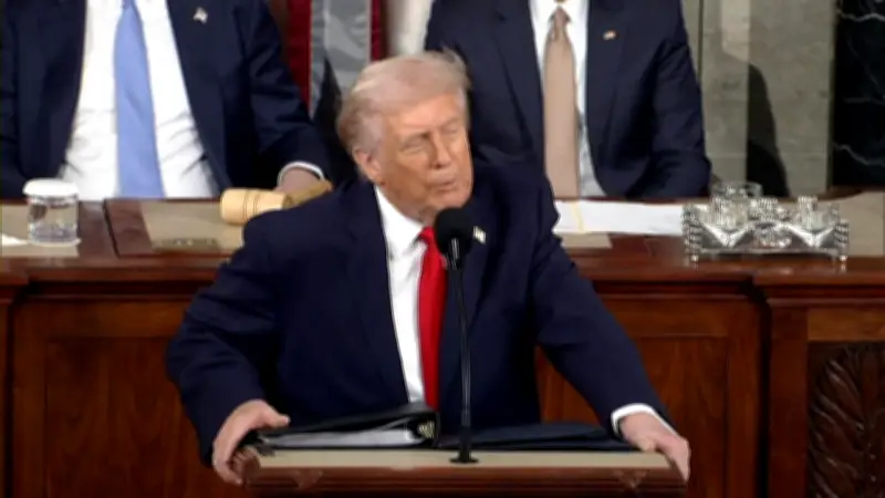 Irán desarrolla misiles de largo alcance dirigidos a EU, según Trump