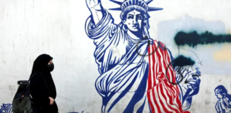 Irán y EU logran avances en negociaciones nucleares pese a tensiones militares