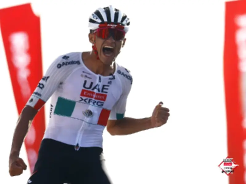 Isaac del Toro conquista la sexta etapa del UAE Tour y se pone líder