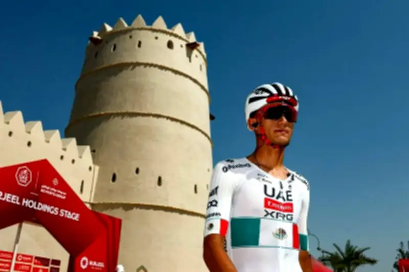 Isaac del Toro embiste en la sexta etapa del UAE Tour y se coloca como líder