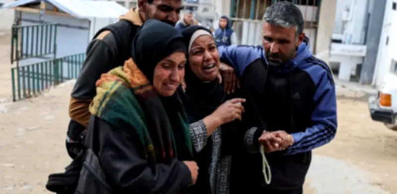 Israel mantiene ataques en Gaza pese a tregua: superan 72 mil muertes palestinas