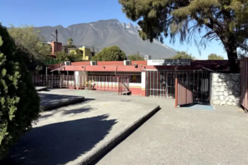 ISSSTE Garantiza Medidas de Protección para Docentes Tras Agresiones a Maestra