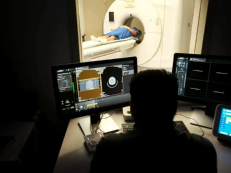 ISSSTE reactiva tomógrafo de alta gama en hospital del Estado de México