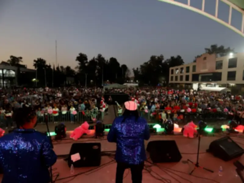 Iztacalco celebra Día del Amor con masivo evento cultural y operativo de seguridad