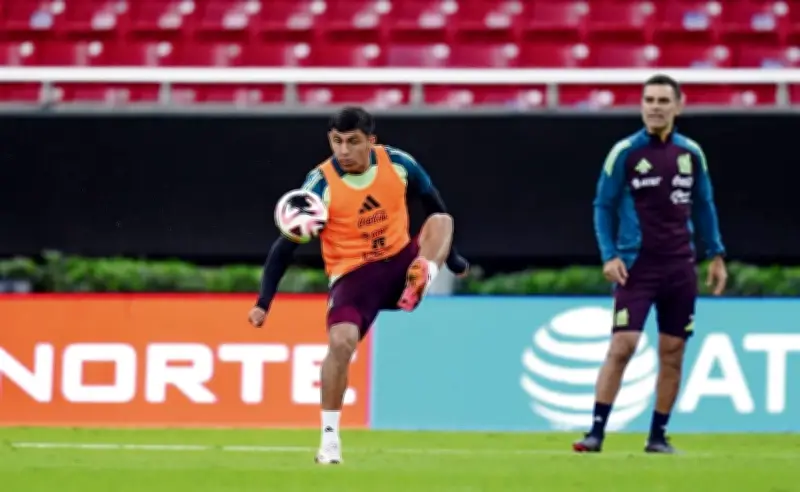 Javier Aguirre enfrenta difícil decisión: jugadores que podrían quedar fuera del Mundial 2026