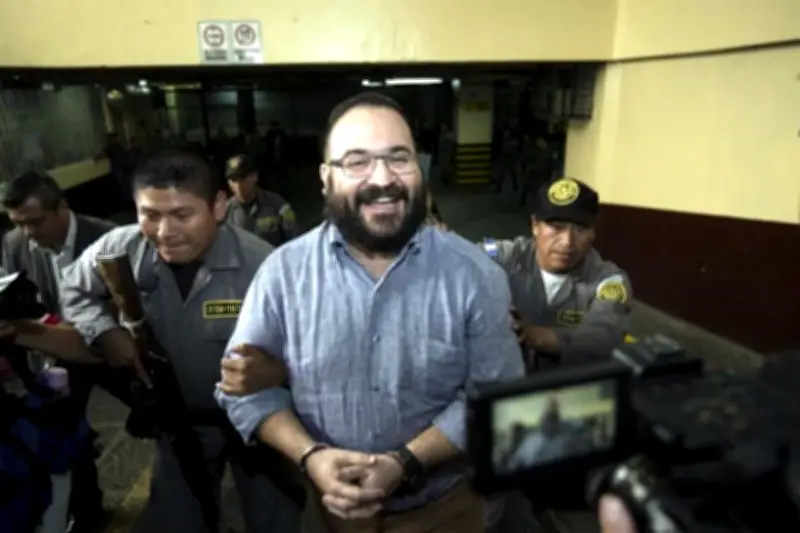 Javier Duarte enfrenta prisión preventiva por desvío de 5 millones de pesos