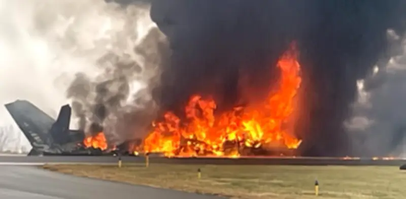 Jet privado de piloto de NASCAR se estrella en Carolina del Norte; hay víctimas mortales