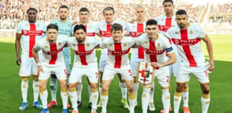 Johan Vásquez lidera como capitán al Genoa en empate clave por permanencia en Serie A