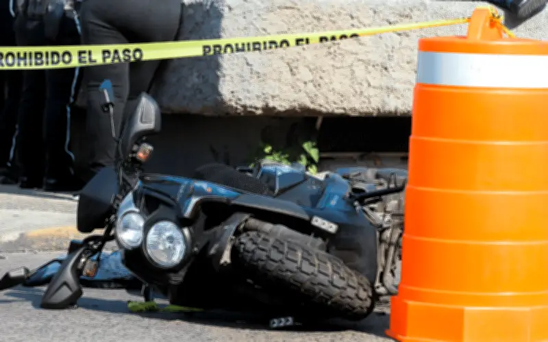 Joven motociclista fallece en accidente en Periférico Nuevo de El Salto, Jalisco