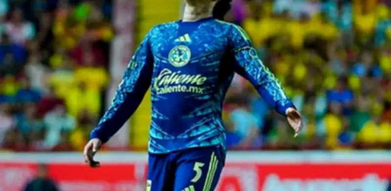 Kevin Álvarez: El defensa del América que enfrenta el rechazo total de su propia afición