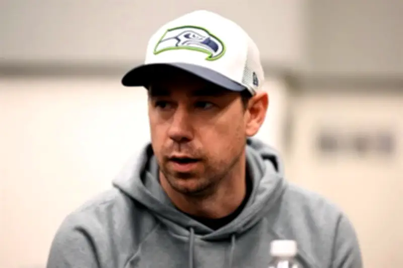 Klint Kubiak Confirma que Será el Nuevo Head Coach de los Raiders de Las Vegas