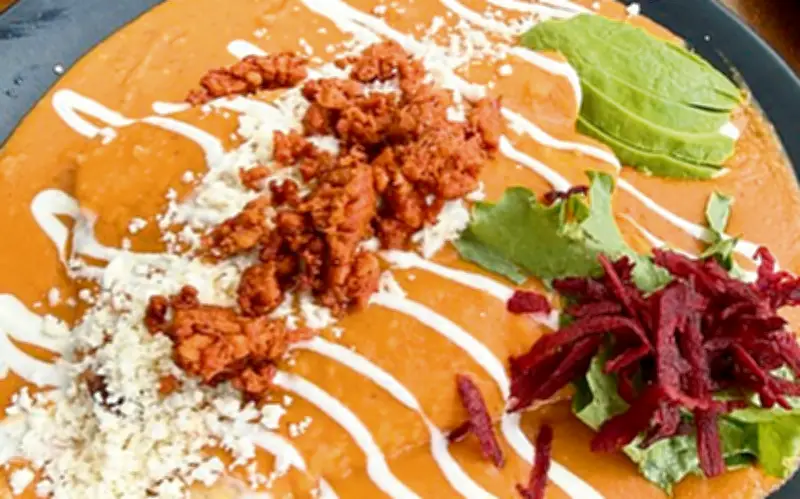 La Flor y Nata: Un Refugio de Sabores Caseros y Desayunos Reconfortantes