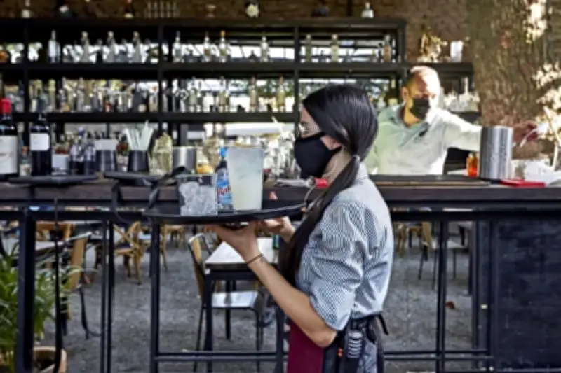 La Industria Restaurantera de México Enfrenta un Grave Déficit de Talento Especializado