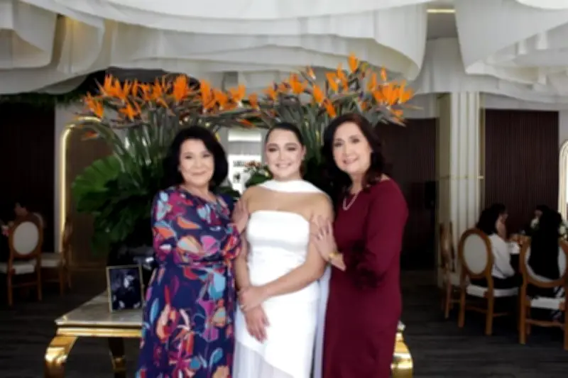 La Novia que Enfrentó la Tragedia: Un Viaje de Duelo y Resiliencia